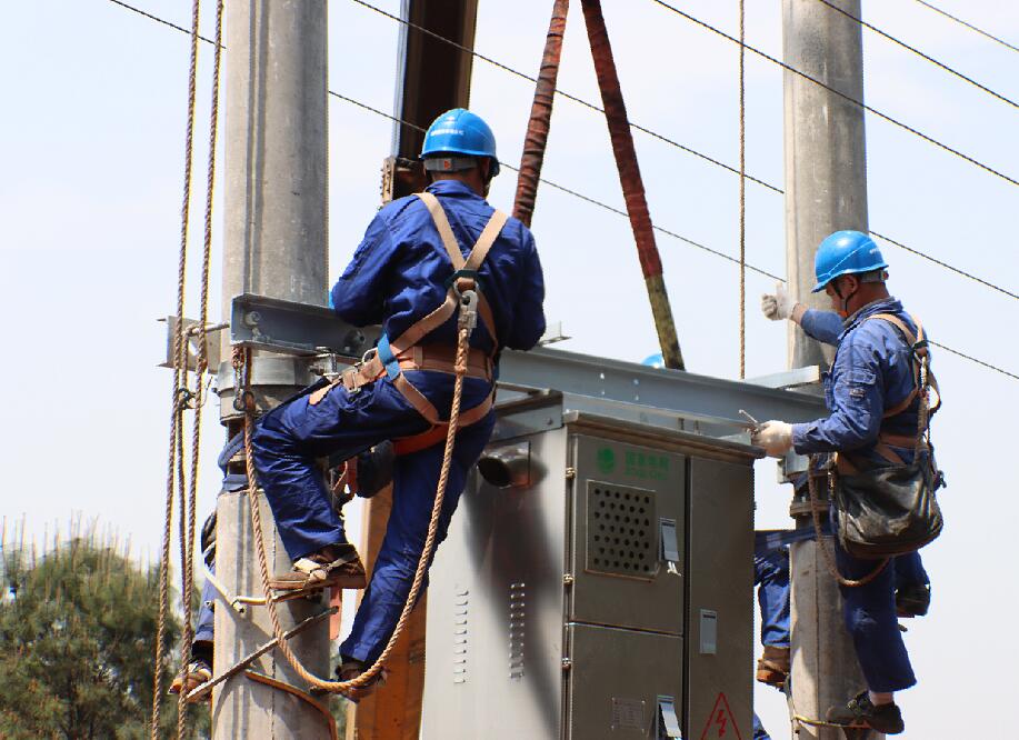 投資1100多萬改造線路  宜賓南溪供電有力治理森林火災隱患