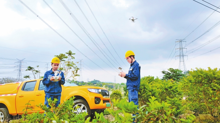 廣東揭陽供電局科技護(hù)航220千伏岐揭乙線