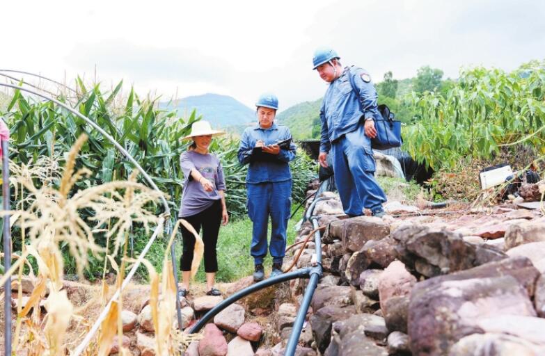 云南新平供電局：用電服務有溫度 阿寶村民腰包鼓