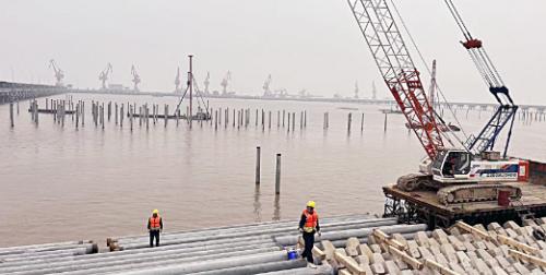 中國(guó)能建浙江火電承建的海鹽開發(fā)區(qū)碼頭一期光伏發(fā)電項(xiàng)目開工