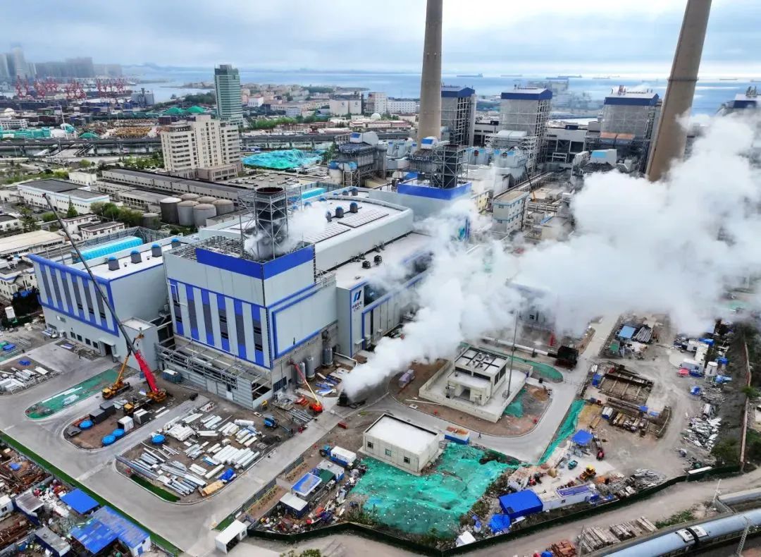 華電青島燃機項目6號機組點火一次成功