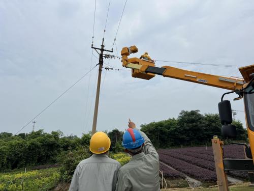 農(nóng)網(wǎng)線路改造完工，居民夏日用電不愁